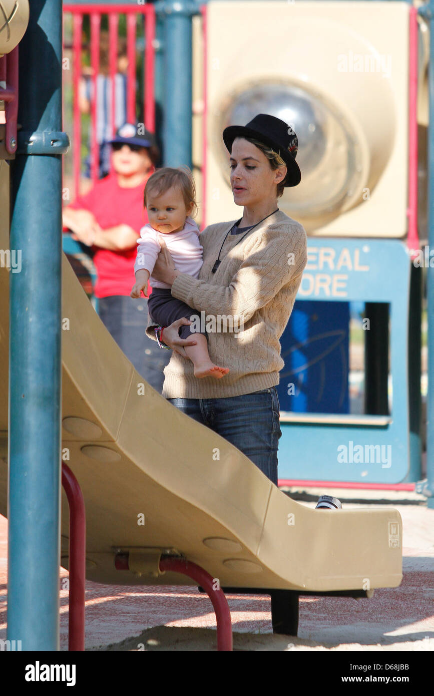 Samantha Ronson and friends spend the day at Coldwater Park Los Angeles ...