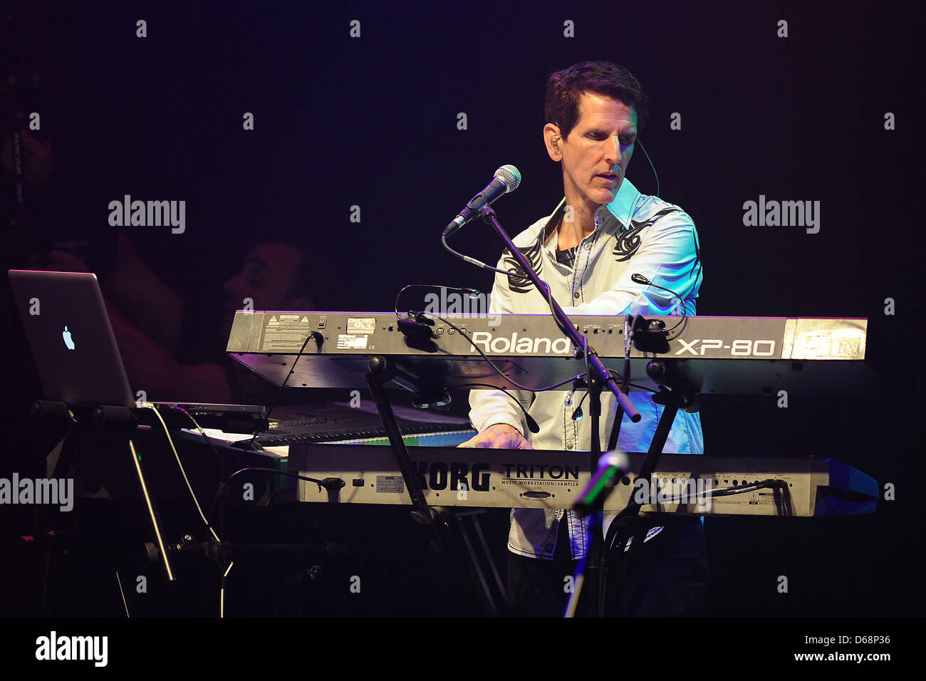 Keyboarder Tom Brooks performs on stage during The Alan Parsons Live Project tour 2012 at Circus Krone in Munich, Germany, 19 July 2012. Photo: Revierfoto Stock Photo