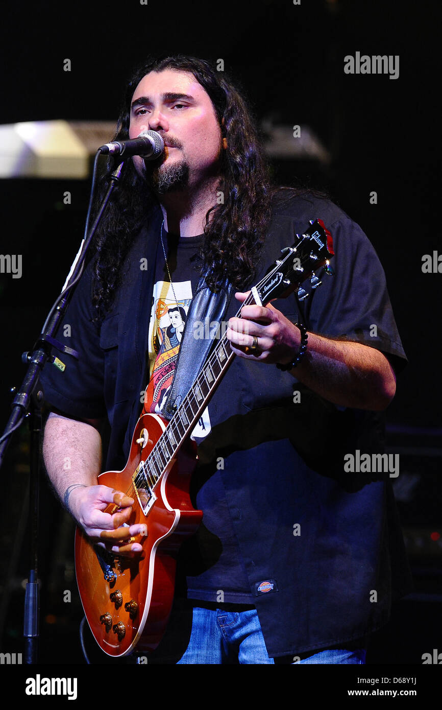 Guitar player Alastair Greene performs during a The Alan Parsons Live Project concert at Colosseum Theater in Essen, Germany, 20 July 2012. Photo: Revierfoto Stock Photo