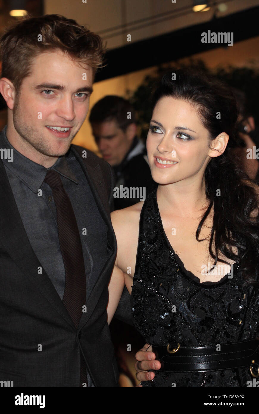 Robert Pattinson, Kristen Stewart The Twilight Saga: Breaking Dawn: Part 1 film premiere, held at Westfield - Arrivals London, Stock Photo