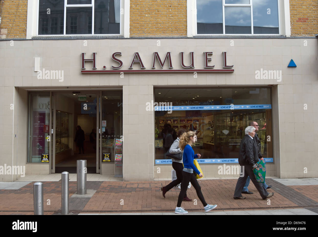 H Samuel Stock Photos & H Samuel Stock Images Alamy