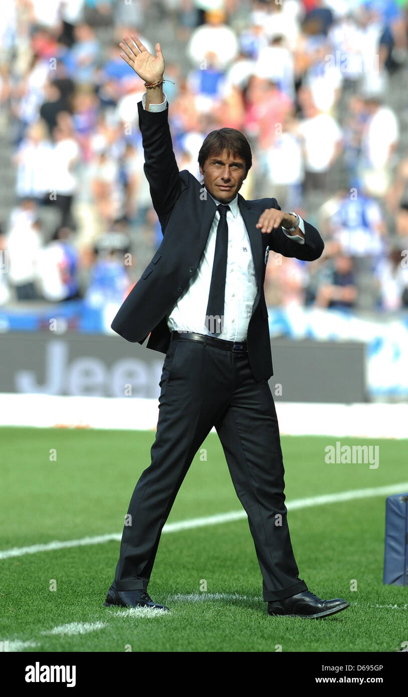 Antonio conte juventus hi-res stock photography and images - Alamy