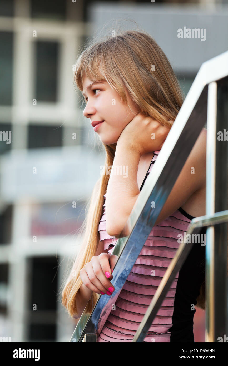 Teenage girl looking away Stock Photo - Alamy