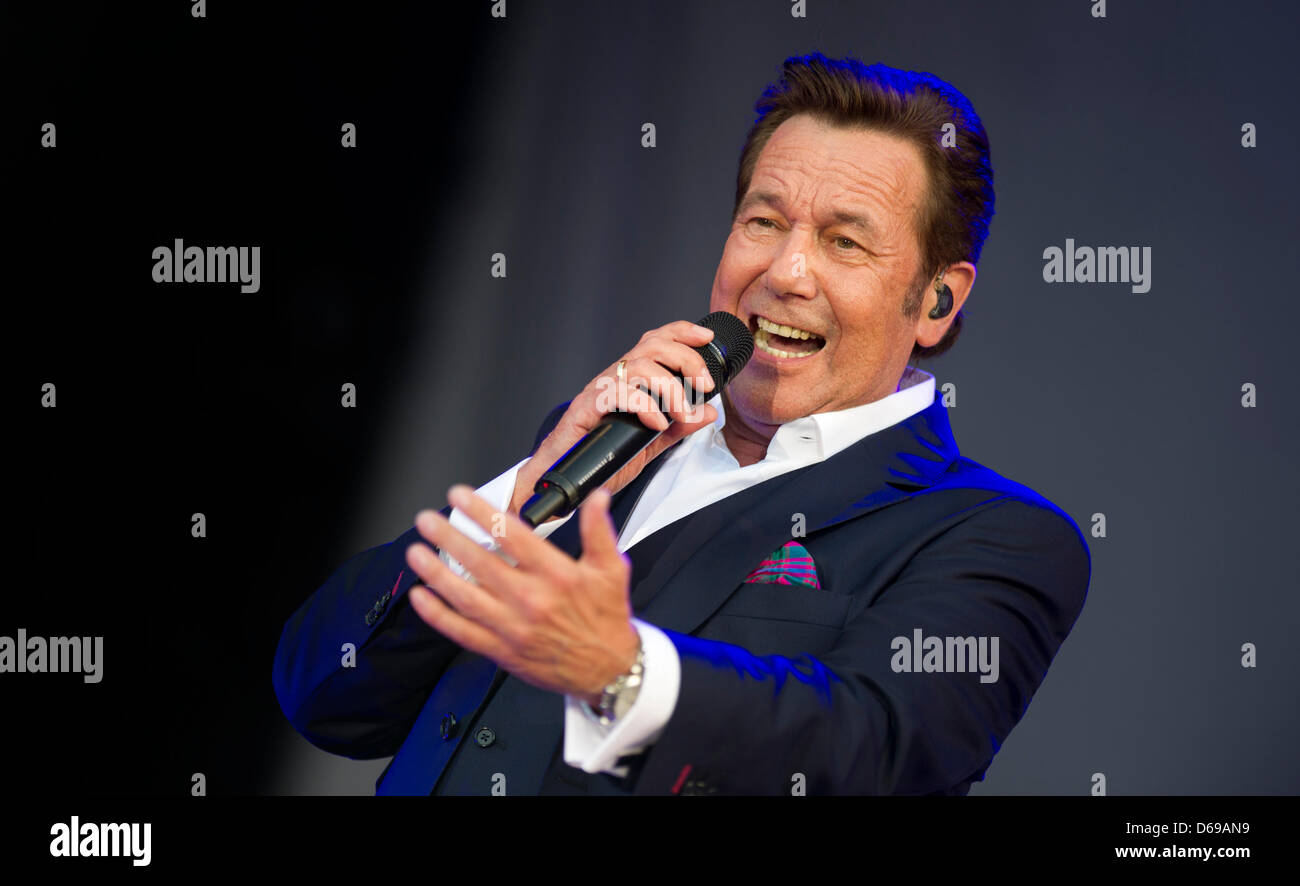 Roland kaiser hi-res stock photography and images - Alamy