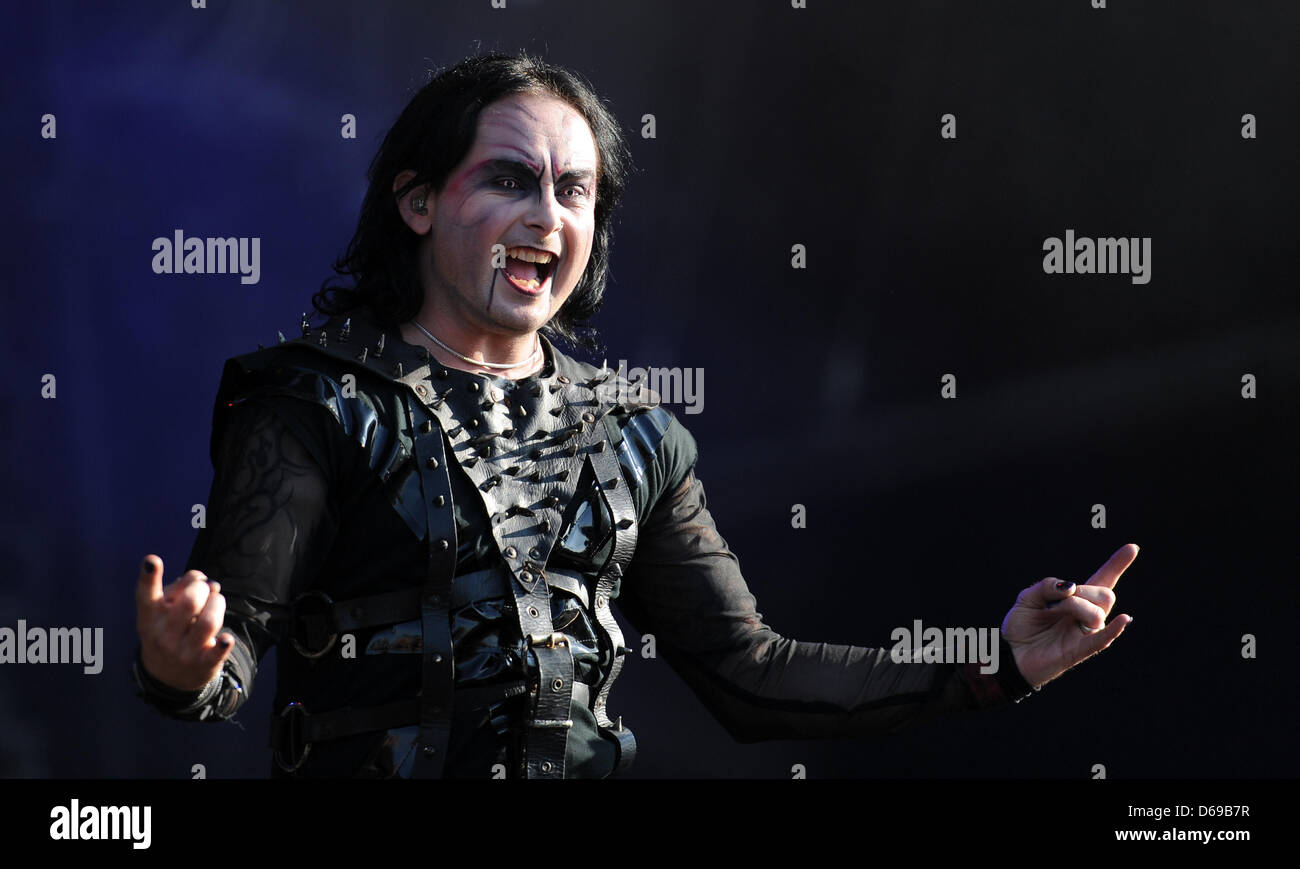 Singer of the English band Cradle of Filth, Dani Filth, performs at the Wacken Open Air Festival in Wacken, Germany, 04 August 2012. The world's biggest heavy metal festival takes place in Wacken from 02 till 04 August 2012. Photo: DANIEL REINHARDT Stock Photo