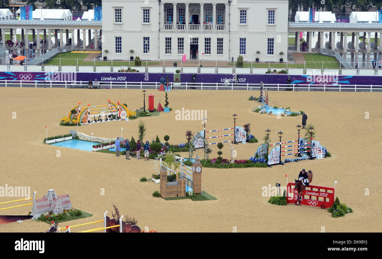 Overview of the London 2012 Olympic Games Equestrian Jumping competition in Greenwich Park