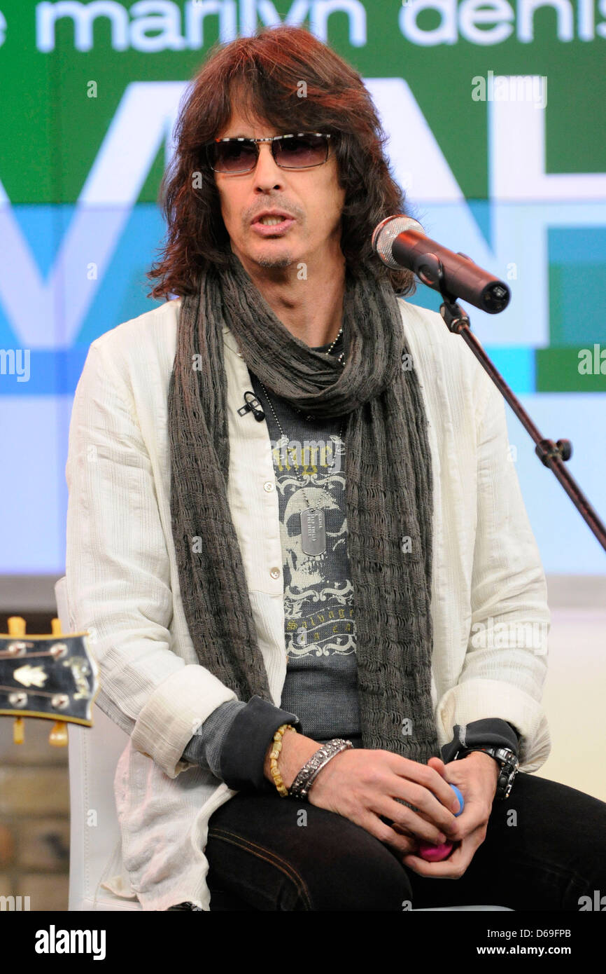 Kelly hansen hi-res stock photography and images - Alamy