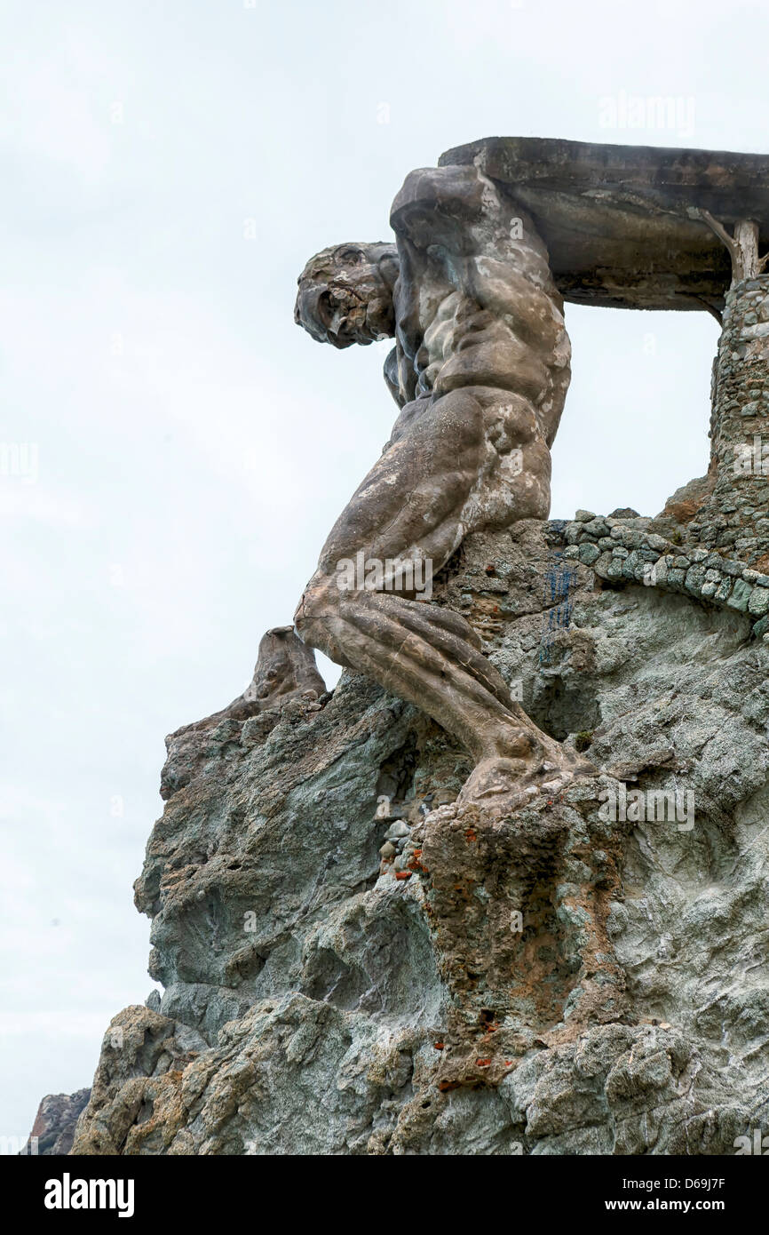 Giant statue europe hi-res stock photography and images - Alamy