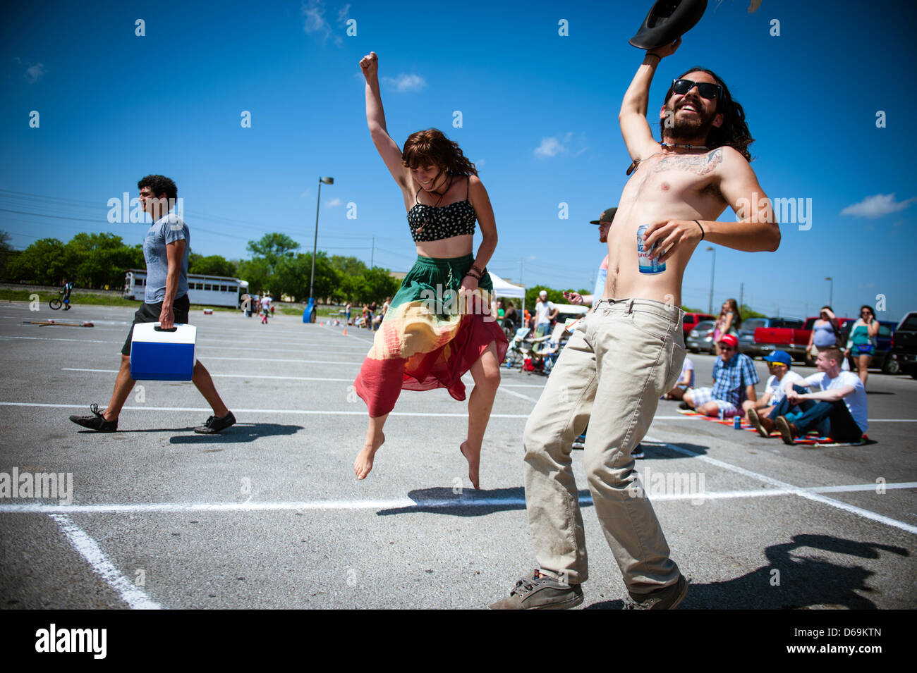 San Marcos, Texas, USA. 14th April, 2013. The Unicychos and the Bierdos
