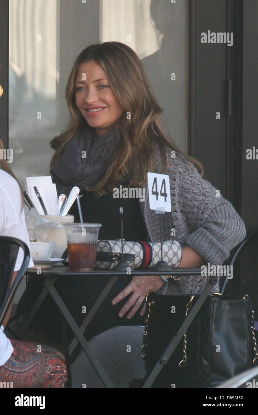 Pregnant Rebecca Gayheart eating lunch at Joan's on Third with a friend