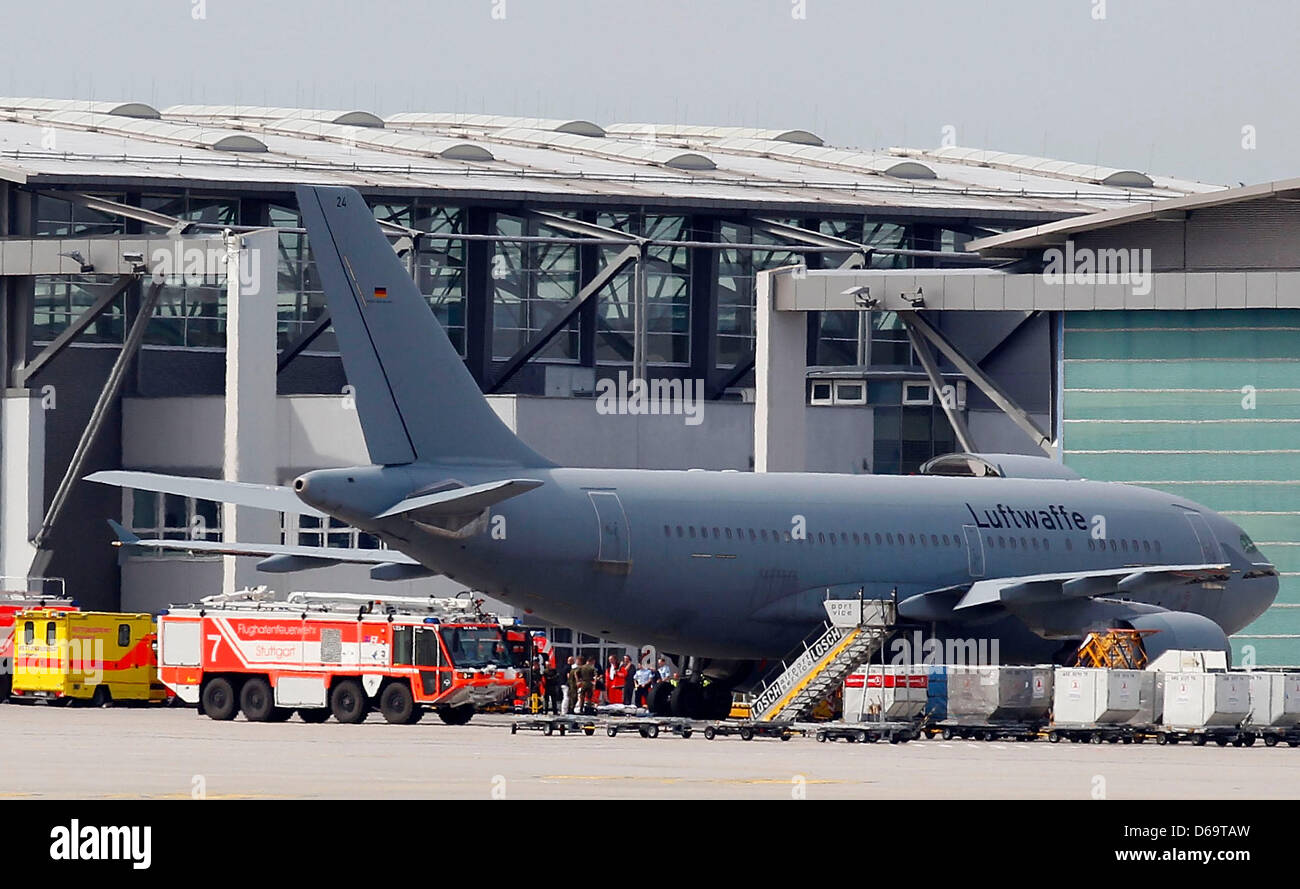 A German Army Airbus is parked at the airport in Stuttgart, Germany, 15 April 2013. Critically injured victims of the civil war in Syria were transported out of Amman, Jordan, where they were being treated, for further treatment in Germany on the aircraft. Photo: THOMAS NIEDERMUELLER Stock Photo