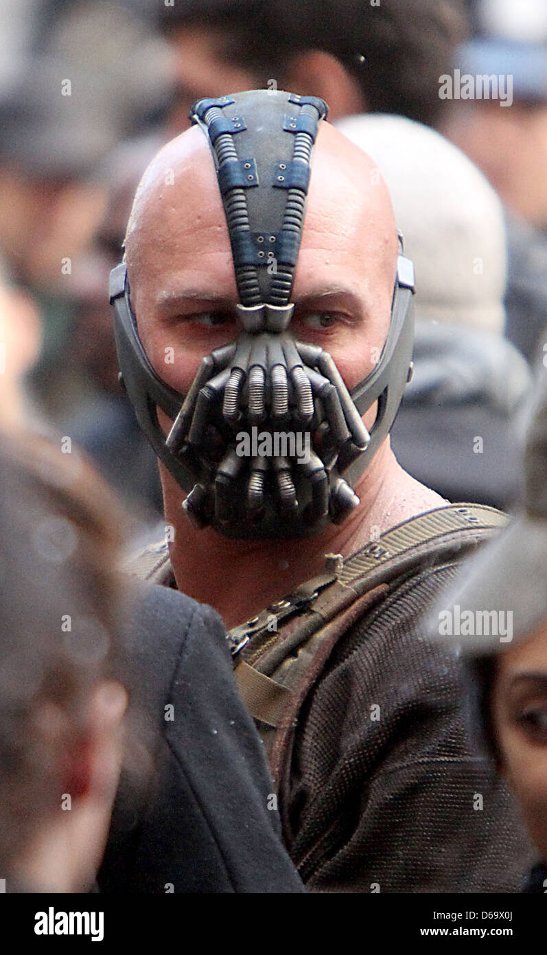 Tom Hardy on the Batman movie set of 'The Dark Knight Rises' New York City,  USA Stock Photo - Alamy