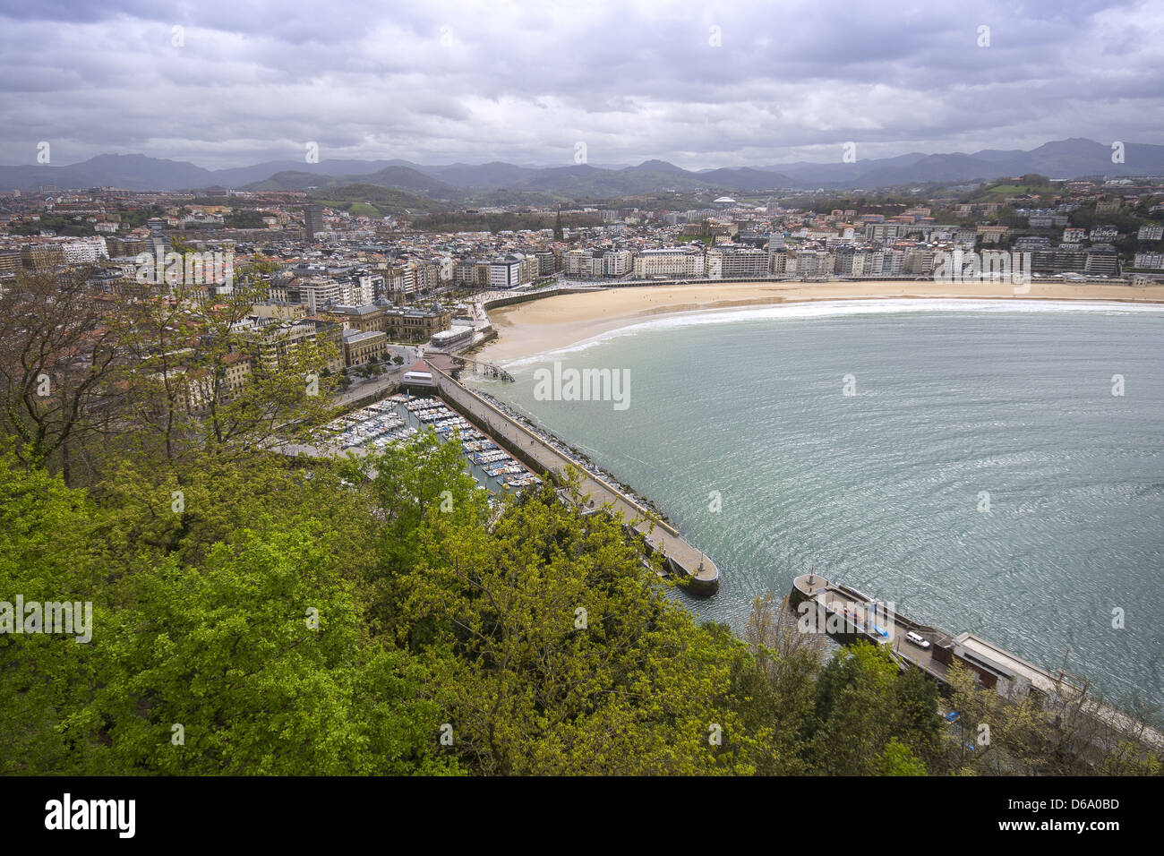 View from Mount Urgull looking over Playa de la Concha in San Sebastián, Donostia, Basque Country, Spain Stock Photo