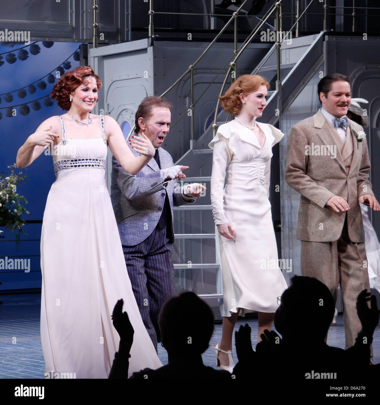 Stephanie J Block Joel Grey Erin Mackey And Robert Petkoff The 400th Performance Of The Broadway Musical Anything Goes At Stock Photo Alamy Stephanie J Block Joel Grey Erin Mackey And Robert Petkoff The 400th Performance Of The Broadway Musical Anything Goes At Stock Photo Alamy