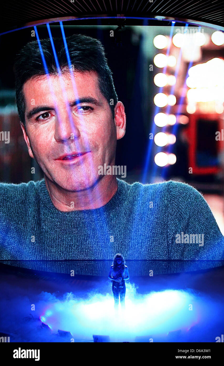 Drew Ryniewiez 'The X Factor USA' top 10 live performance show Los ...