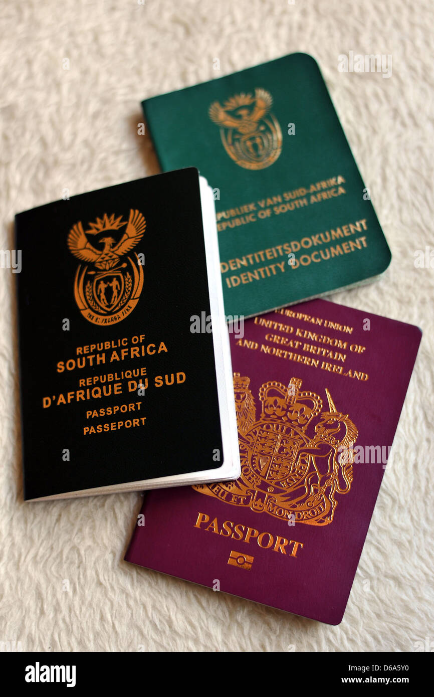 Front covers of uk passports hires stock photography and images Alamy