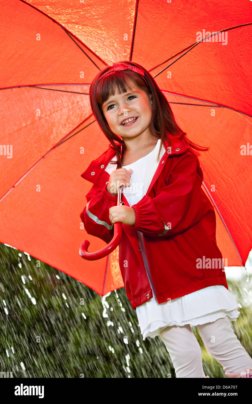 Rainy day stroll hi-res stock photography and images - Alamy