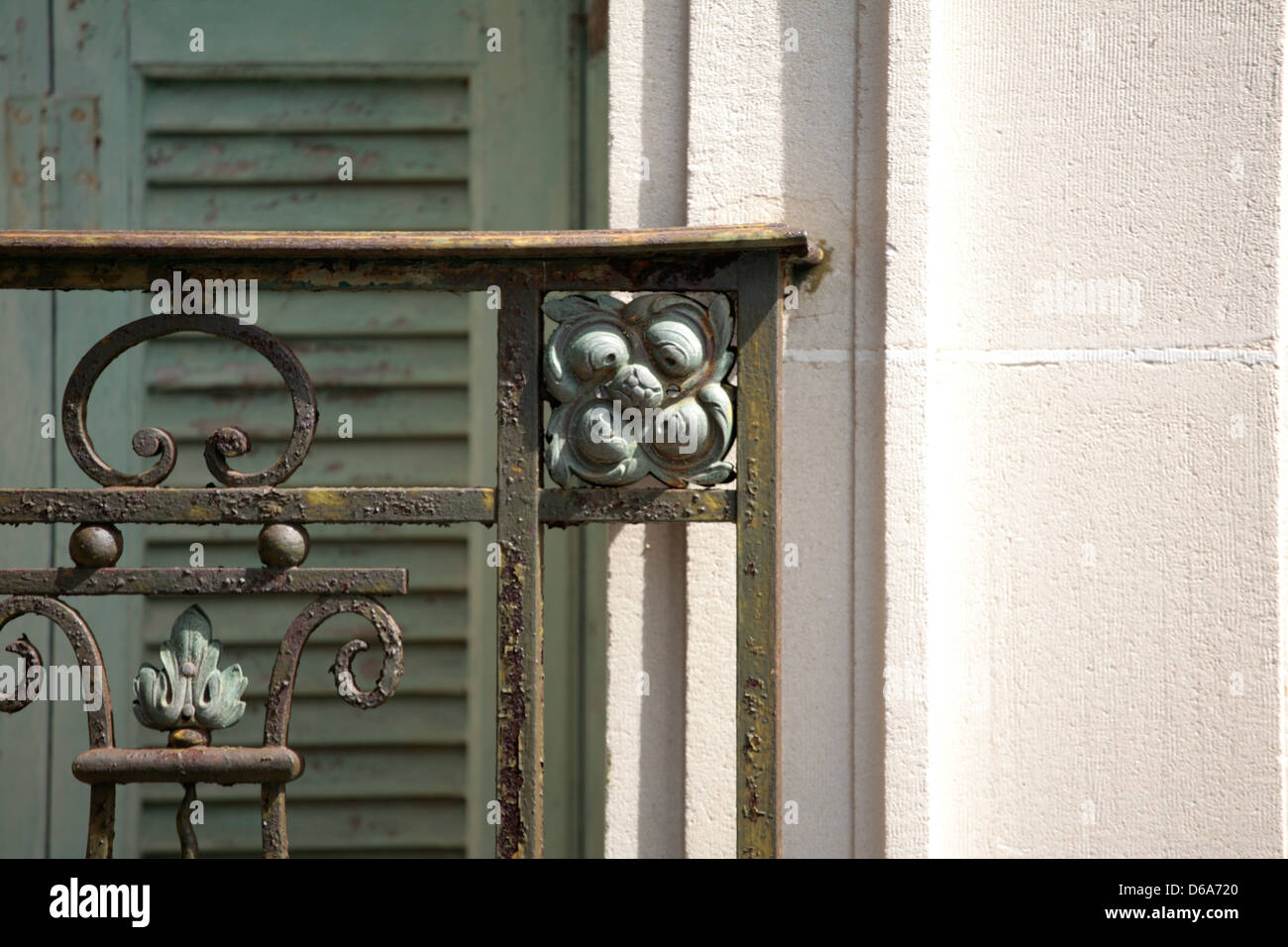 Shutter Pic Shutter architectural feature hi-res stock photography and images - Alamy
