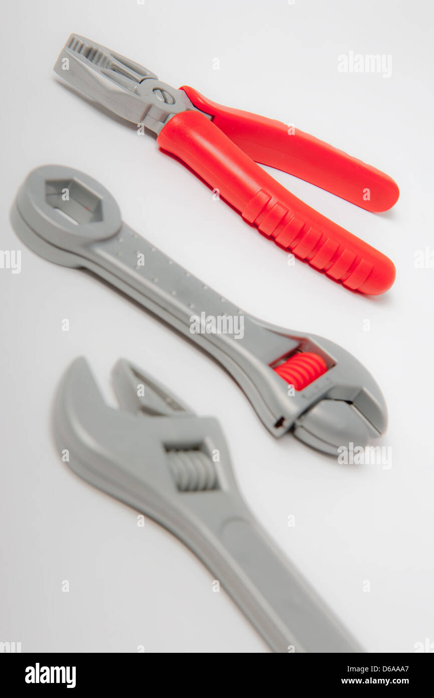 plastic toy pliers