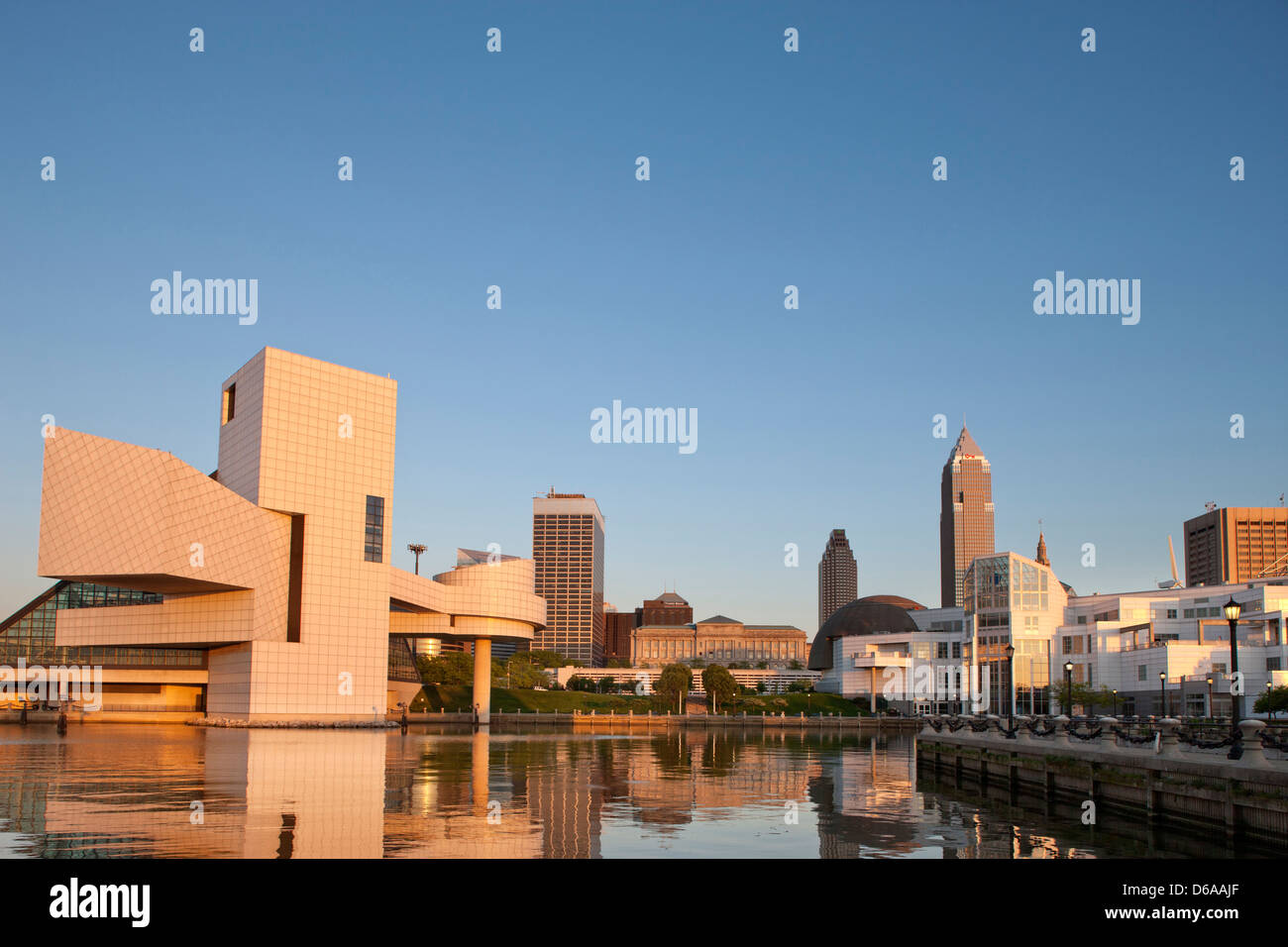 ROCK AND ROLL HALL OF FAME (©I M PEI 1995) GREAT LAKES SCIENCE CENTER ...