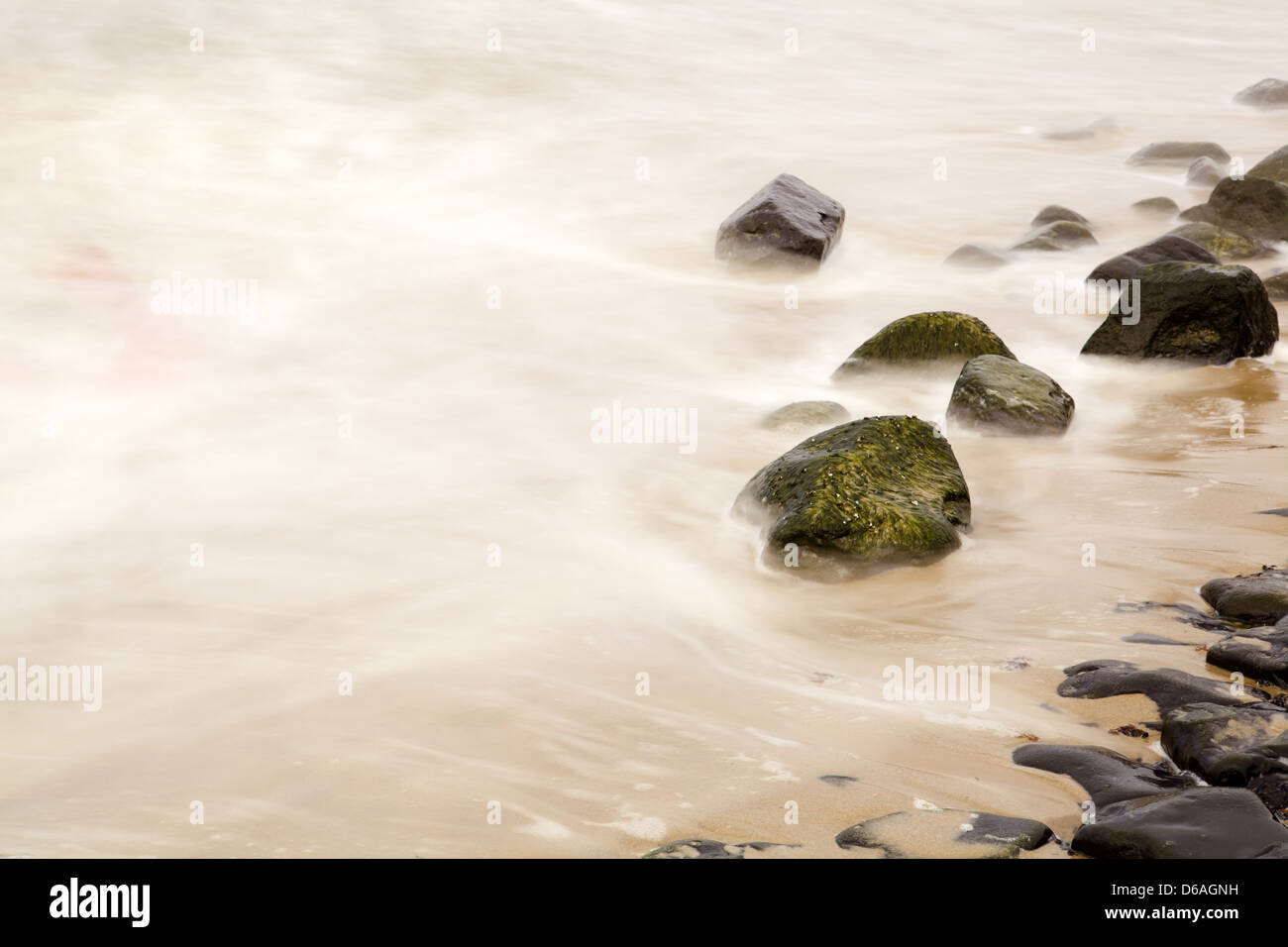 Blur sea waves hi-res stock photography and images - Alamy