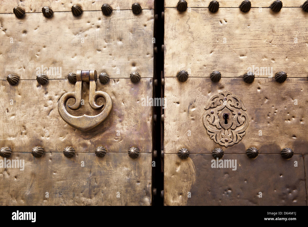 Arabic door lock hi-res stock photography and images - Alamy