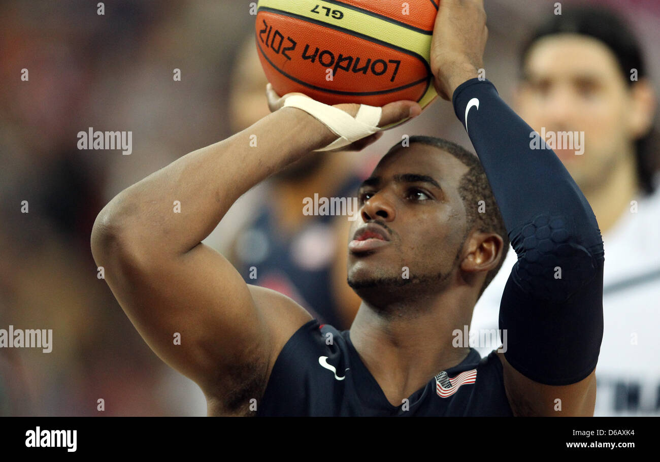 Chris paul basketball hi res stock photography and images Page 2 Alamy