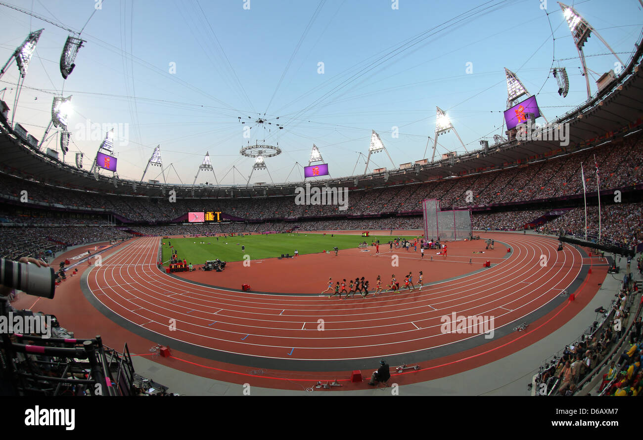 General view of the olympic stadium during the London 2012 Olympic ...