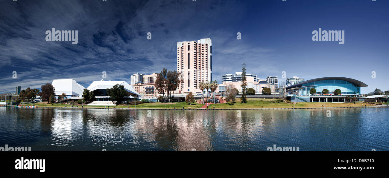 Adelaide City from the banks of the River Torrens Stock Photo