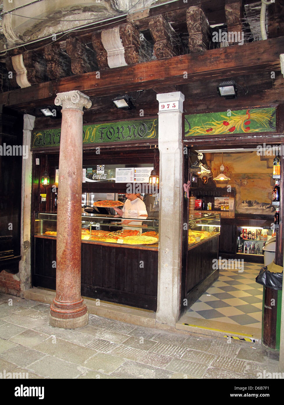 traditional woodburning pizza shop in Venice Italy Stock Photo Alamy