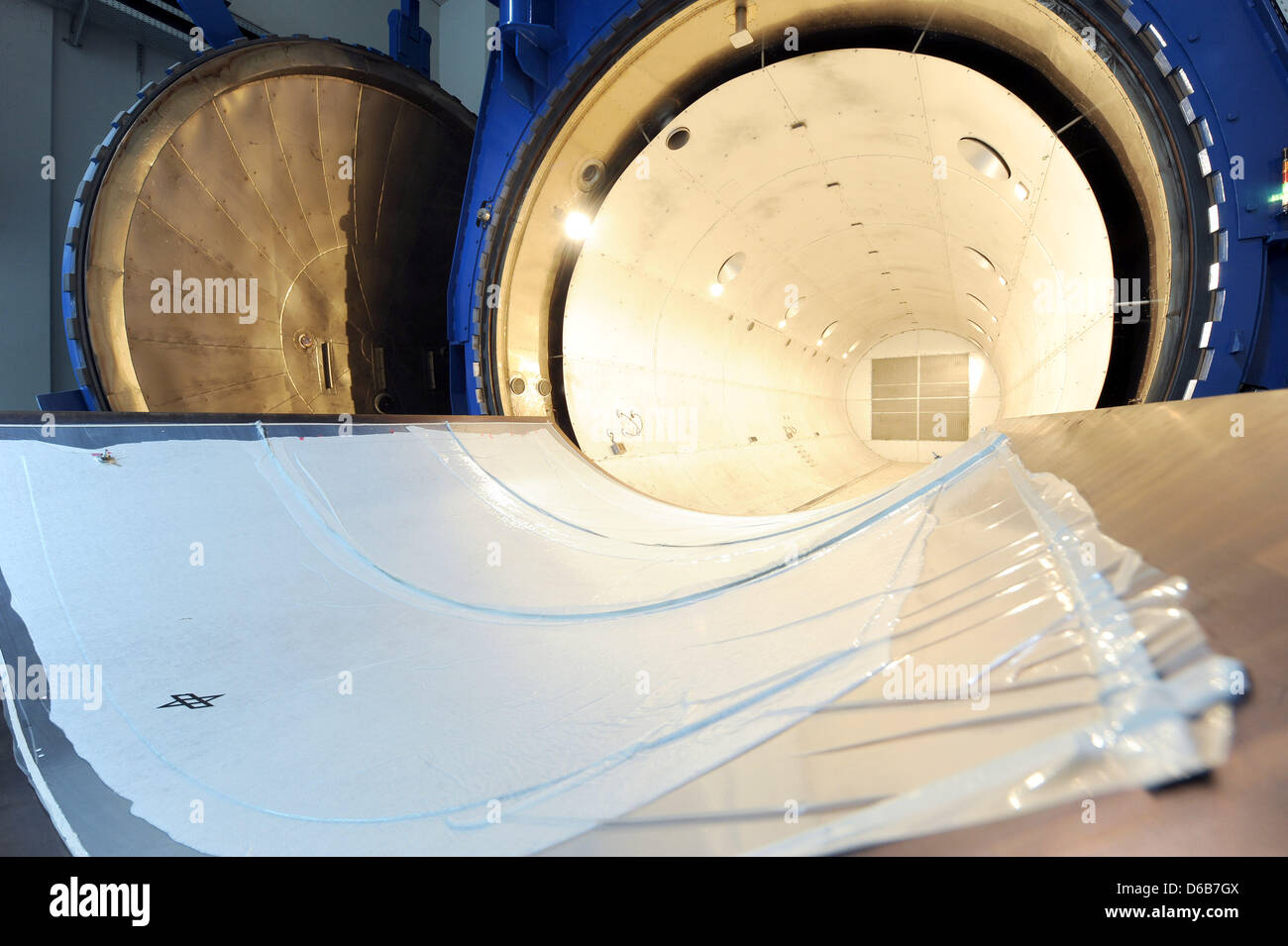 View of the world's biggest research autoclave BALU at the CFK Research