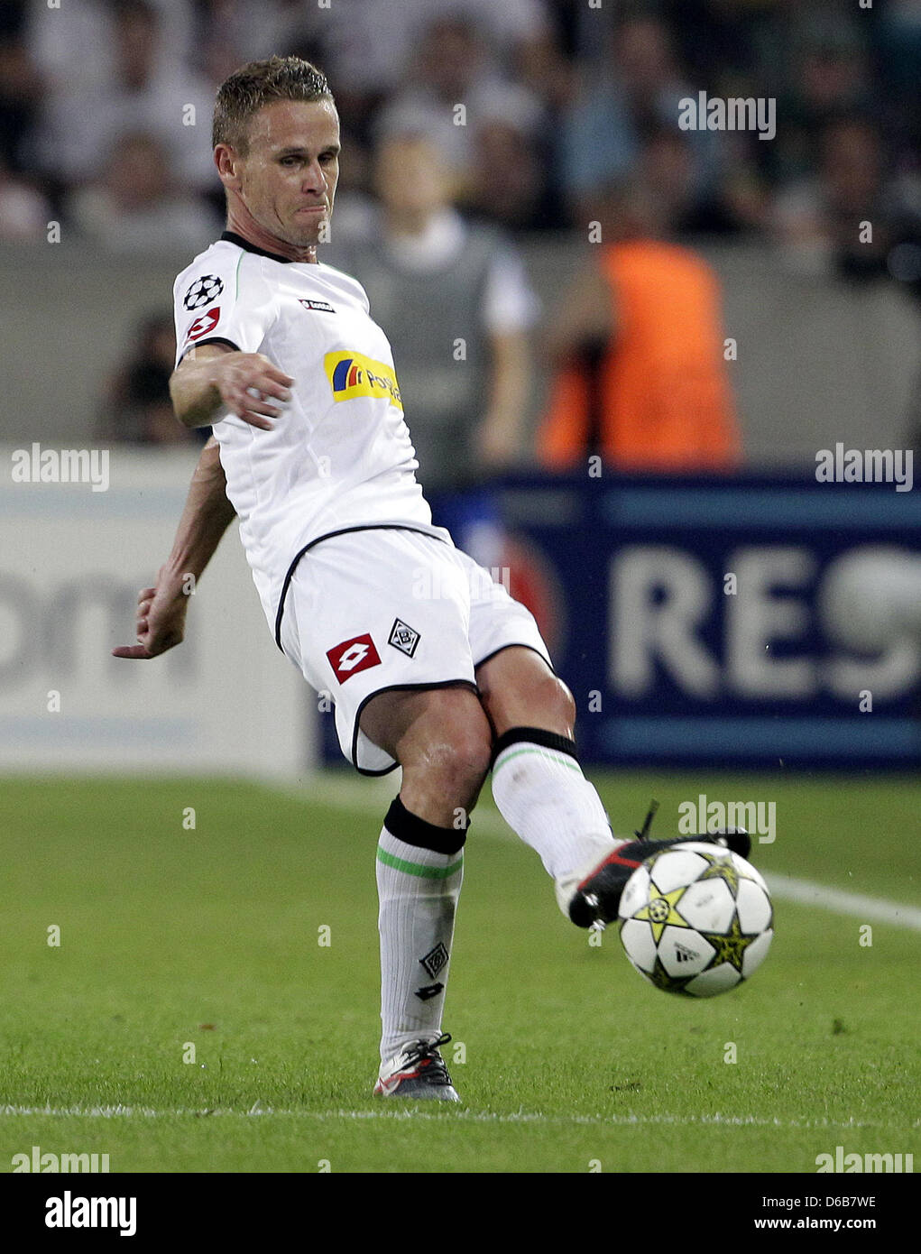 Gladbach's Filip Daems kicks the ball during the Champions League ...