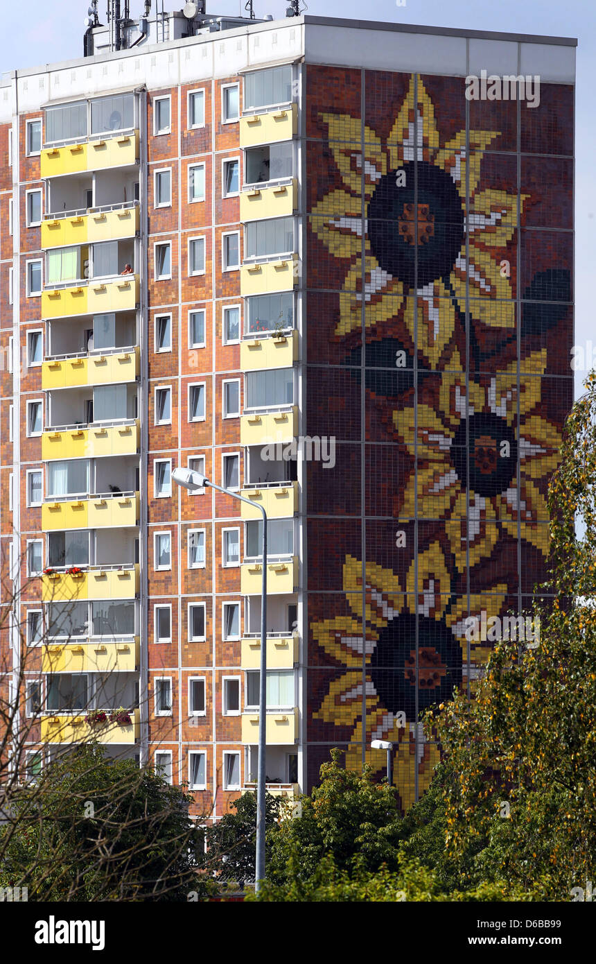 Rostock lichtenhagen hires stock photography and images Alamy