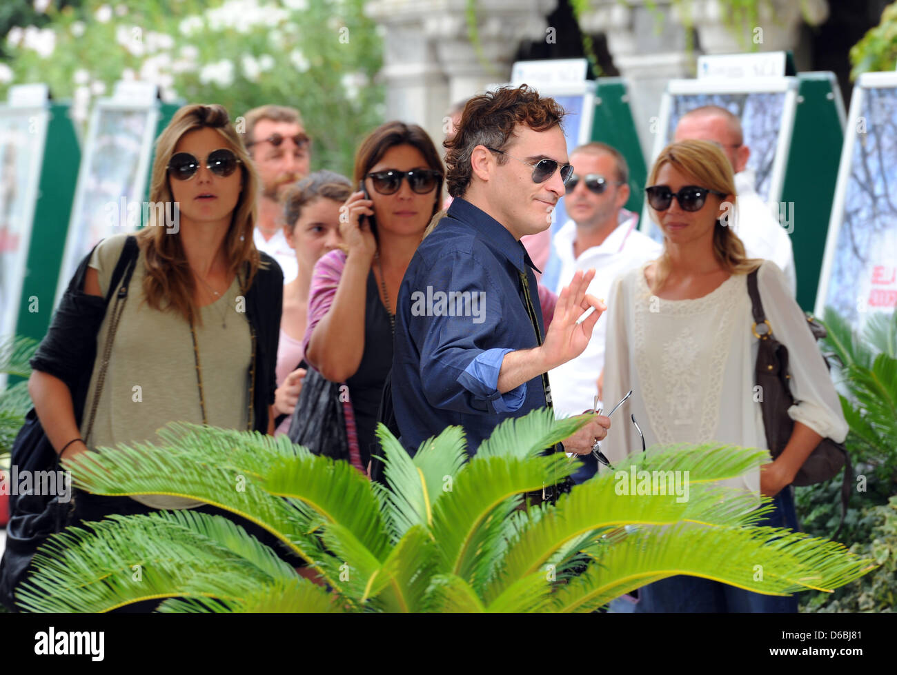 US actor Joaquin Phoenix arrives at hotel Excelsior to attend a photocall of the movie 'The Master' at the 69th Venice Film Festival in Venice, Italy, 01 September 2012. The movie is presented in the competition of the festival which runs from 29 August to 08 September. Photo: Jens Kalaene Stock Photo