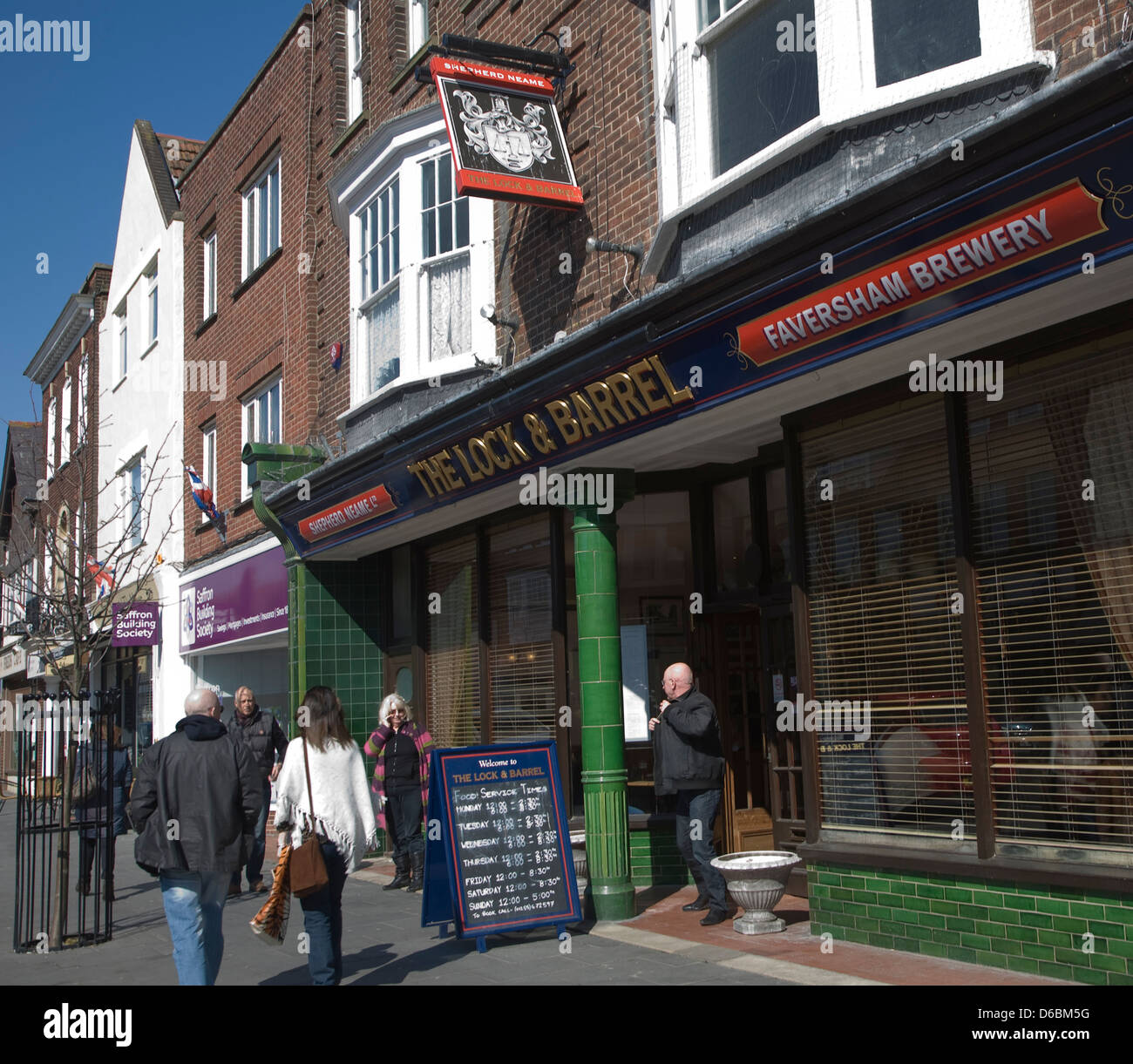 The lock barrel the only pub in frinton on sea hires stock photography