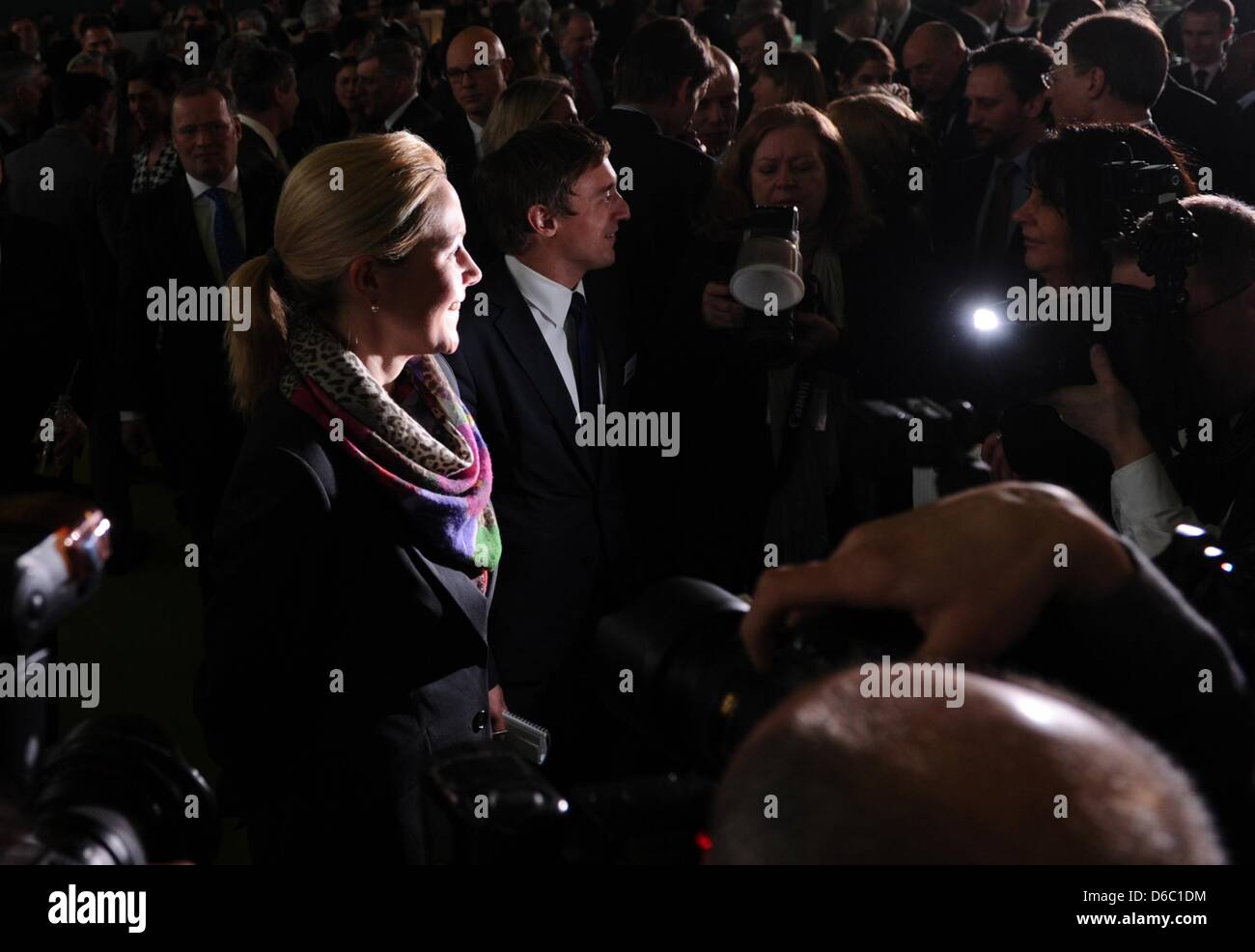 Wife of the German President Christian Wulff, Bettina Wulff, smiles during the New Year's reception of newspaper 'Hamburger Abendblatt' in Hamburg, Germany, 09 January 2012. Representatives of politics, culture, media and economics attended the reception.  Photo: CHRISTIAN CHARISIUS Stock Photo