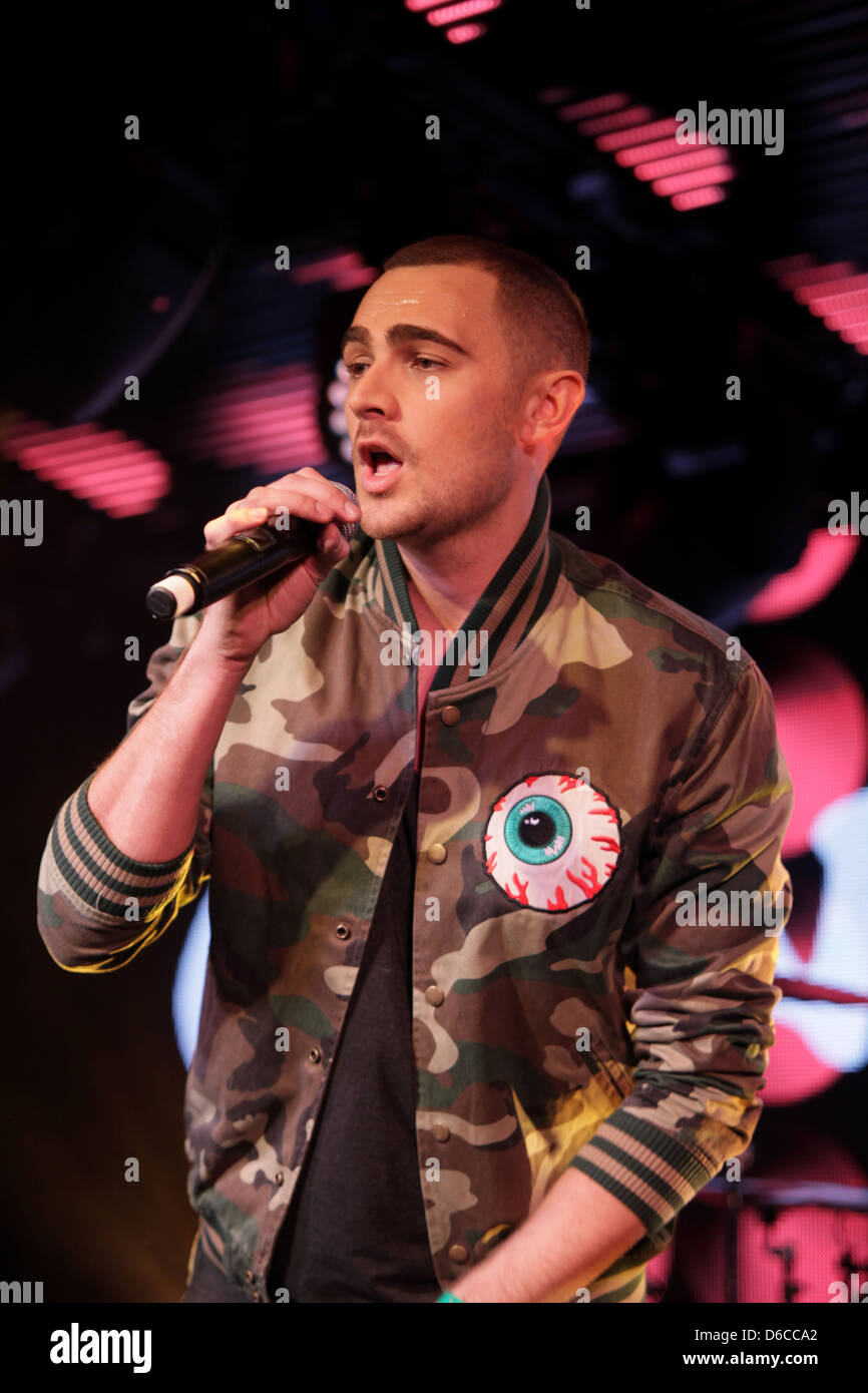 Musician, singer and songwriter, Charlie Brown plays at Under The ...