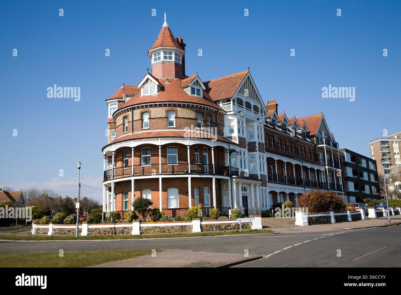 Eastern esplanade hires stock photography and images Alamy
