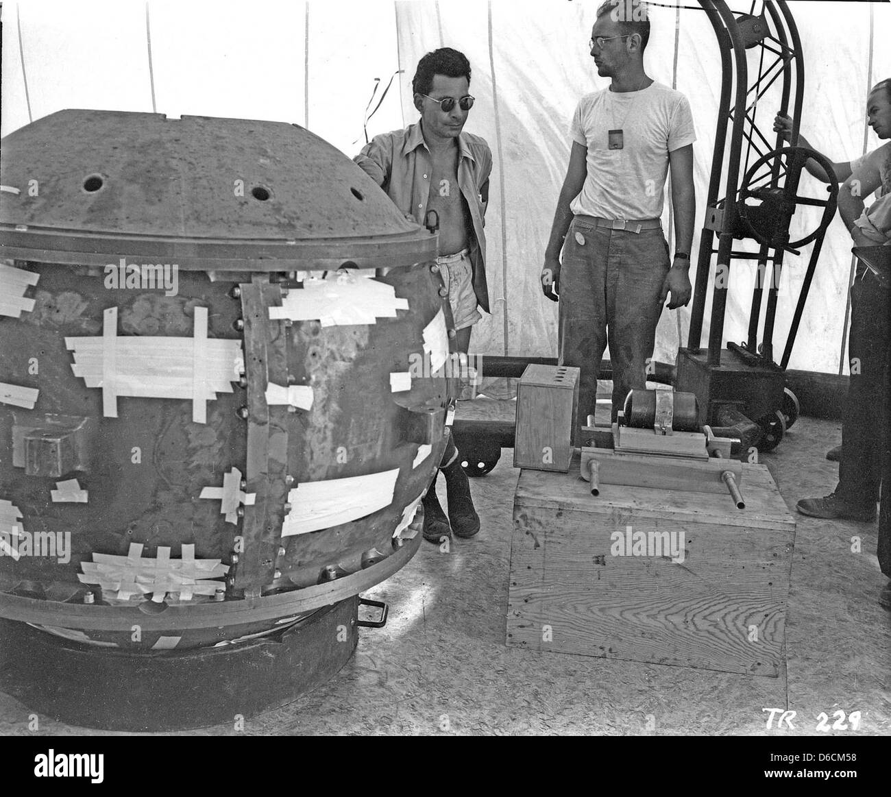 Trinity gadget atomic bomb test hi-res stock photography and images - Alamy
