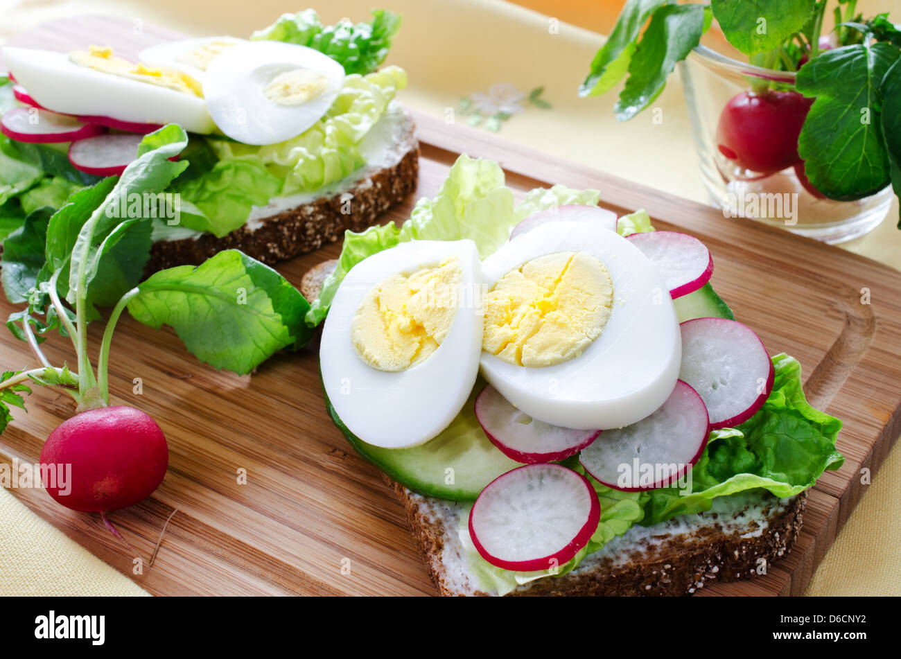 Making egg sandwich Stock Photo - Alamy