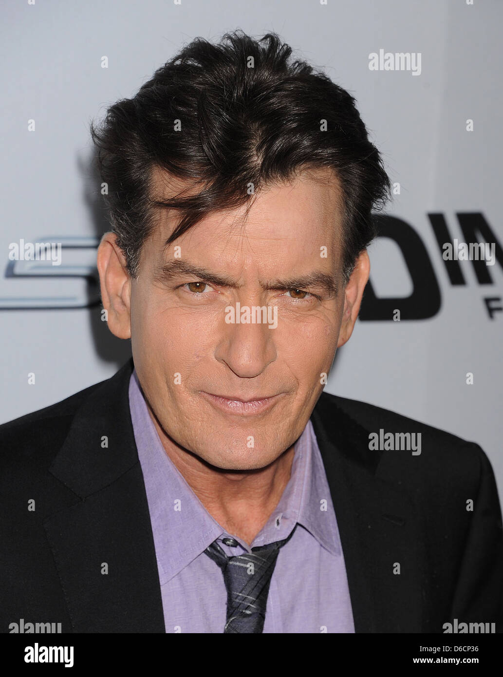 Charlie sheen platoon hi-res stock photography and images - Alamy