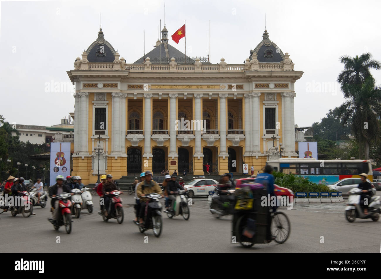 Horizontal wide angle of the Opera House, Nhà hát lớn Hà Nội, in central Hanoi. Stock Photo
