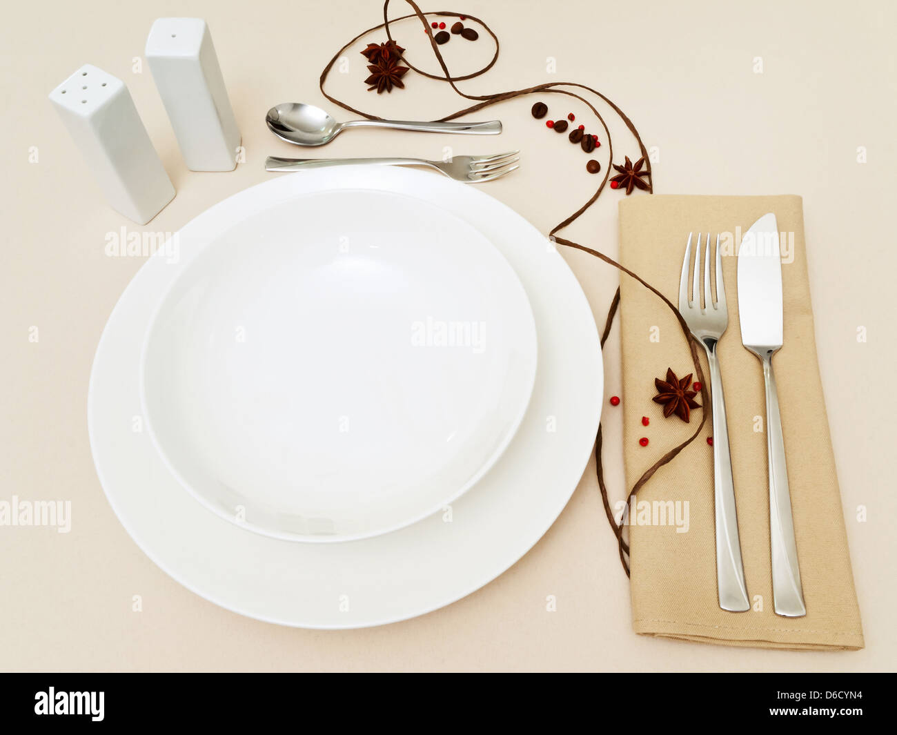 Cover setting hi-res stock photography and images - Alamy