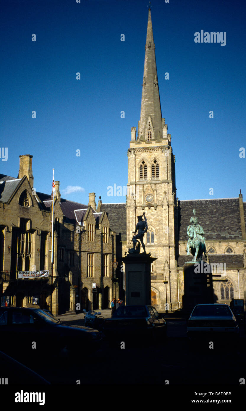 Durham England St Nicholas Church And Statues Stock Photo