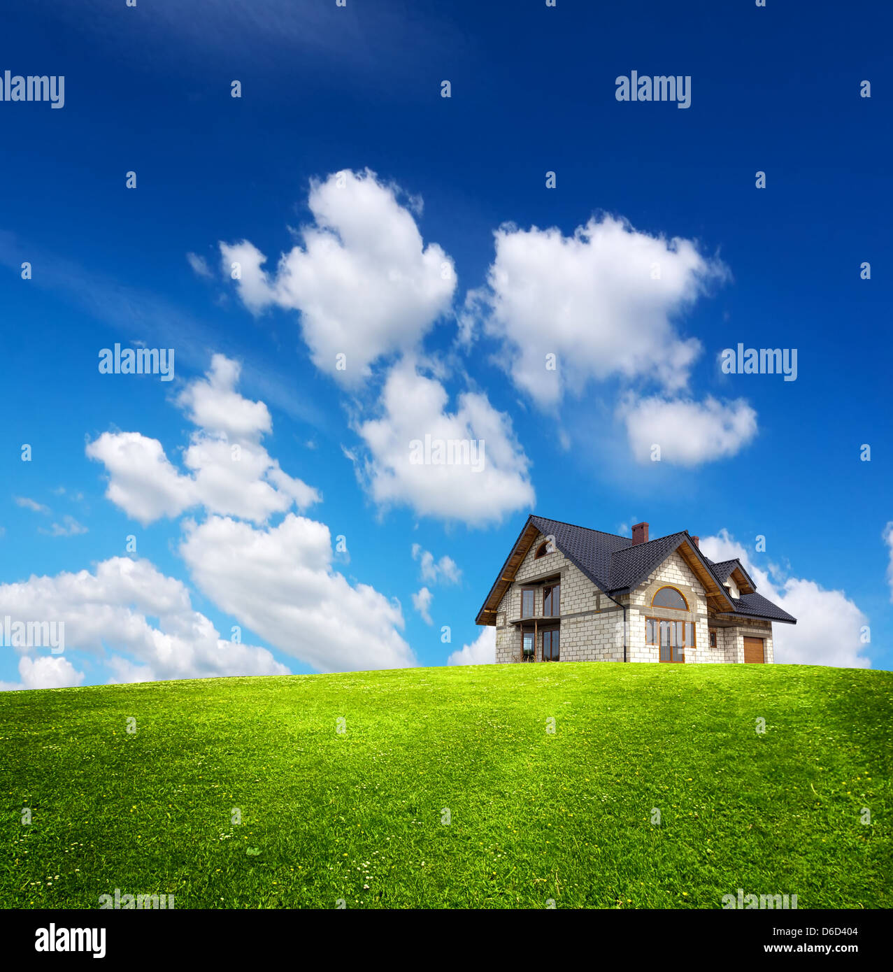Eco house hi-res stock photography and images - Alamy