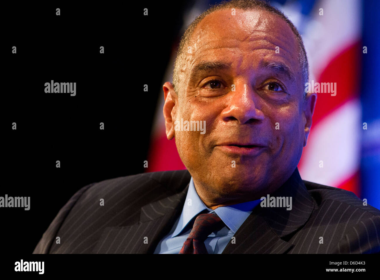 Chairman and ceo american express hi-res stock photography and images ...