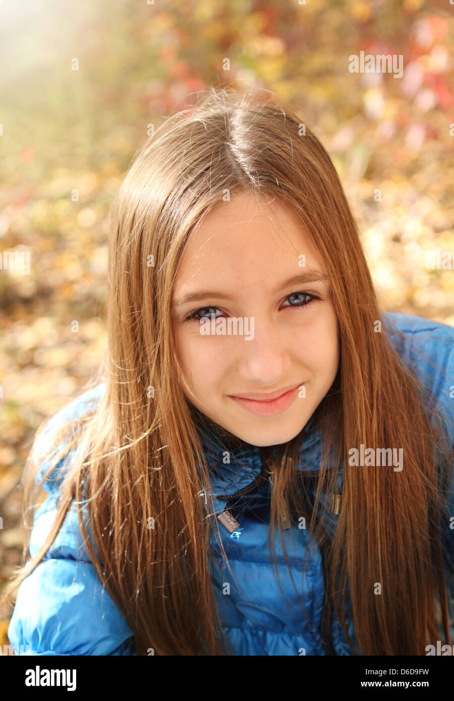 Portrait of a happy teen girl Stock Photo - Alamy