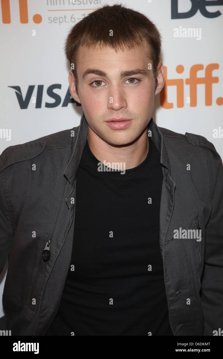 Emory Cohen Photos Zimbio