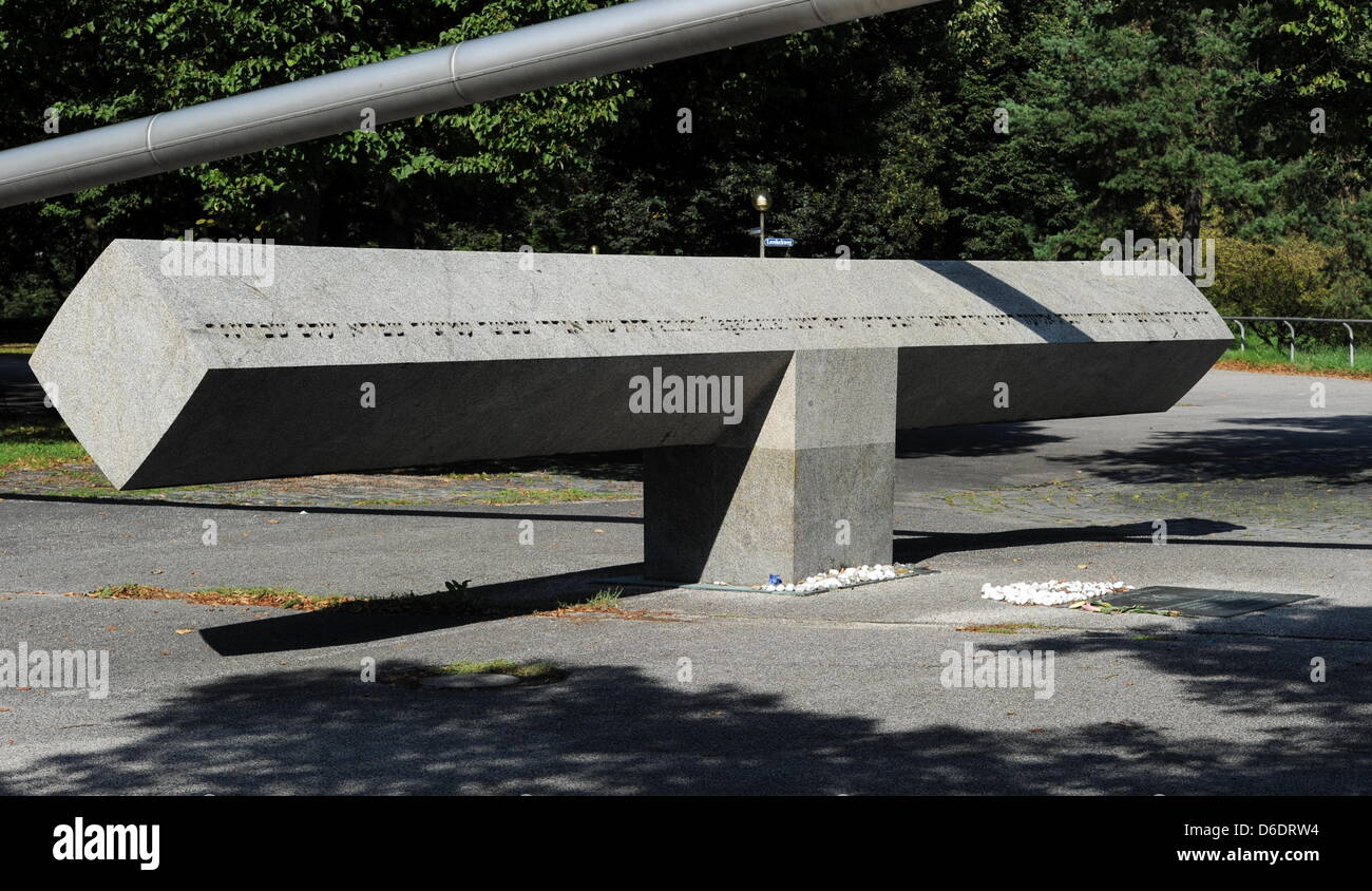 Das Denkmal für die Opfer des OlympiaAttentats von 1972 mit den Namen