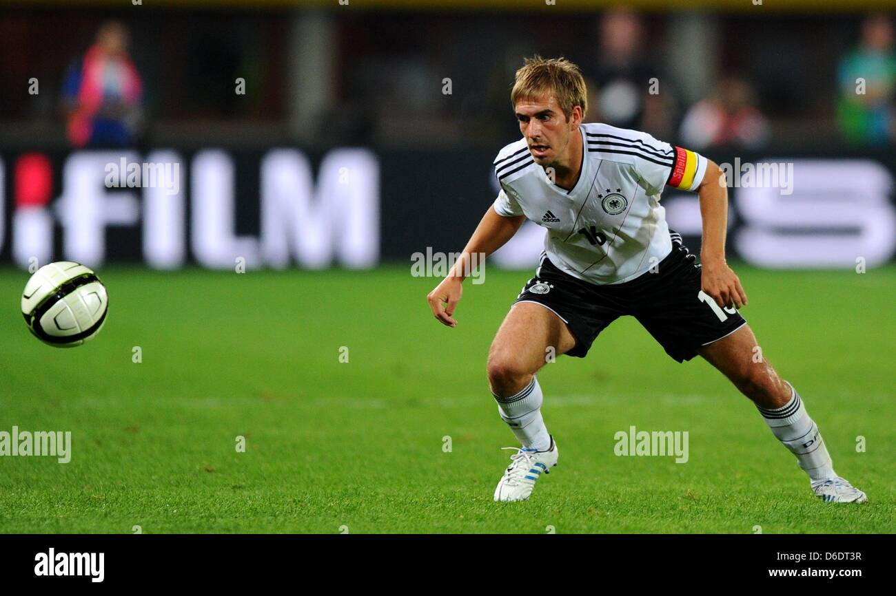 Germany's Philipp Lahm plays the ball during the World Cup qualification match between Austria and Germany at Ernst-Happel-Stadium in Vienna, Germany, 11 September 2012. Photo: Thomas Eisenhuth Stock Photo